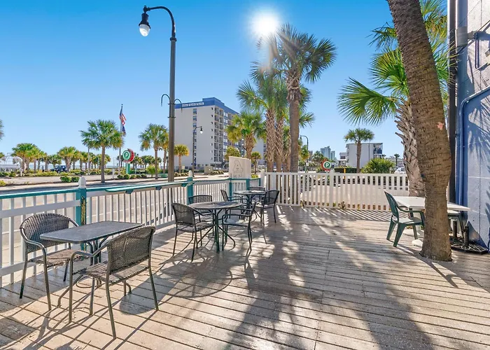 Ocean 5 Hotel